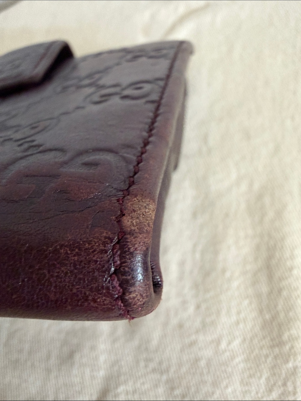 Gucci Heart Interlocking G Embossed Leather Wallet - Brown - Picture 11 of 13